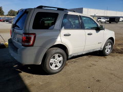 Photo 3 from auction – 2010 FORD ESCAPE with VIN 1FMCU4K35AKB30261