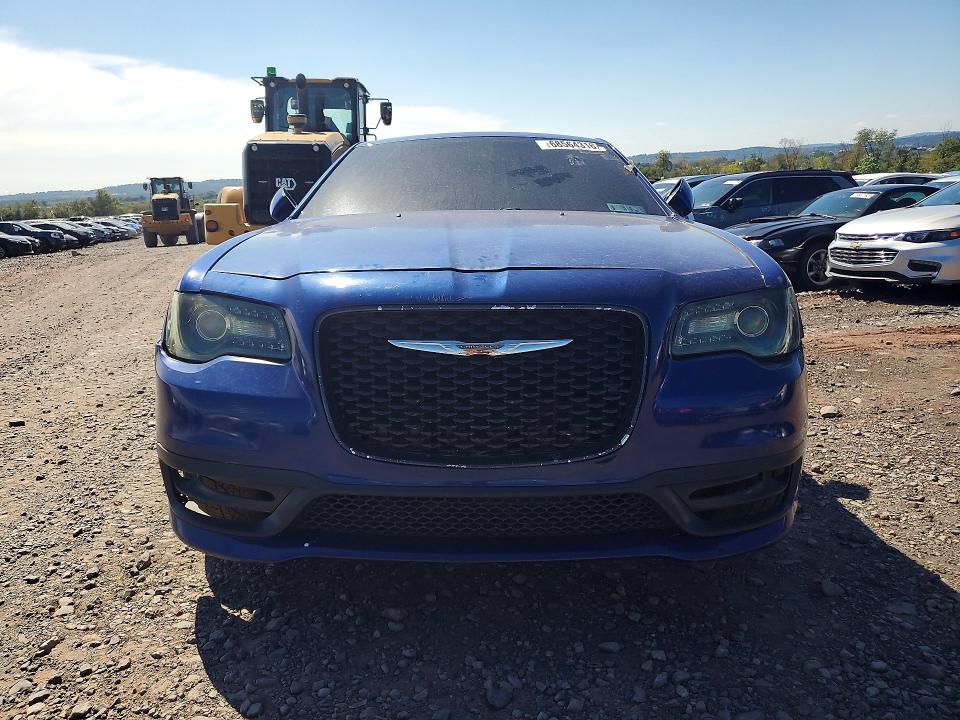 Zdjęcie 5 z aukcji – 2019 CHRYSLER 300 z VIN 2C3CCABGXKH559529