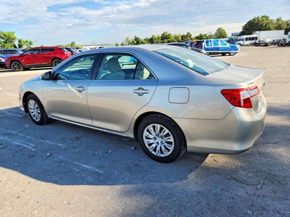 Photo 2 from auction – 2013 TOYOTA CAMRY with VIN 4T4BF1FK8DR306336