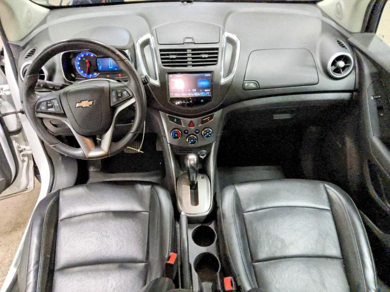 Photo 8 from auction – 2016 CHEVROLET TRAX with VIN 3GNCJRSB3GL205488