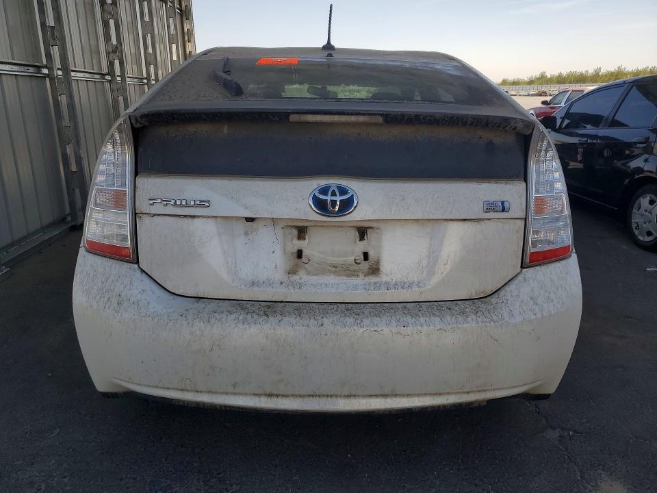 Photo 6 from auction – 2011 TOYOTA PRIUS with VIN JTDKN3DU9B5323557