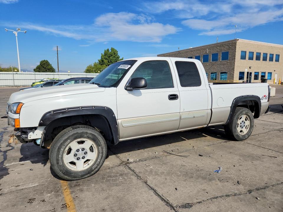 CHEVROLET SILVERADO 2006 с VIN 1GCEK19B56Z216344 - Снимка от търг