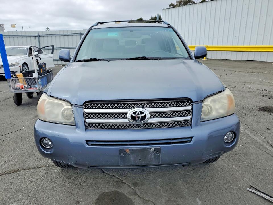 Zdjęcie 5 z aukcji – 2006 TOYOTA HIGHLANDER z VIN JTEEW21A160009768