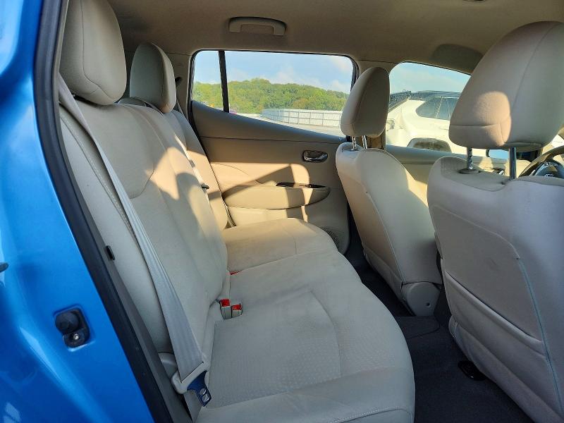 Снимка 10 от търг – 2012 NISSAN LEAF с VIN JN1AZ0CP0CT017888