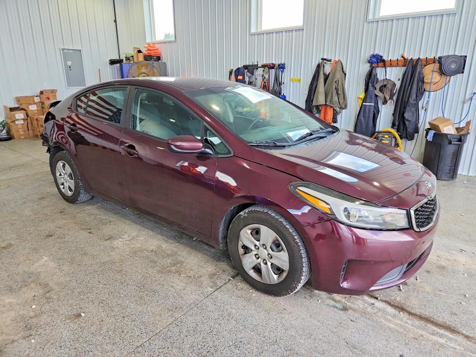 Photo 4 from auction – 2018 KIA FORTE with VIN 3KPFL4A75JE251464