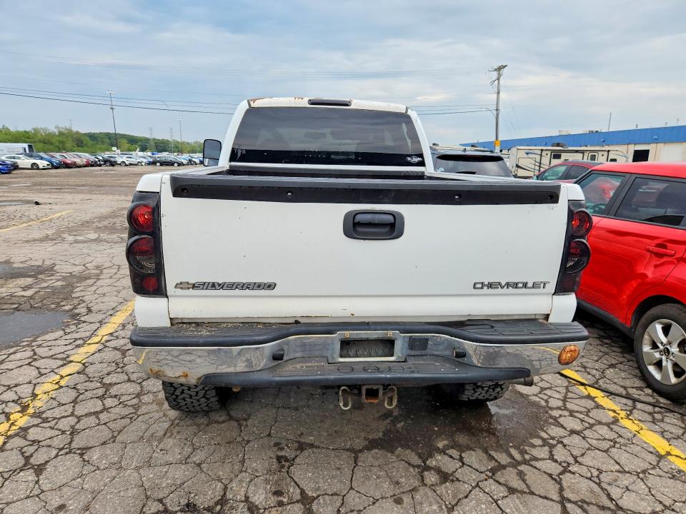 Photo 6 from auction – 2002 GMC NEW SIERRA with VIN 2GTEK19T921213278
