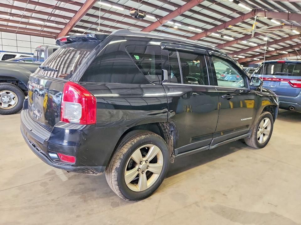 Photo 3 from auction – 2012 JEEP COMPASS with VIN 1C4NJDBB4CD600266
