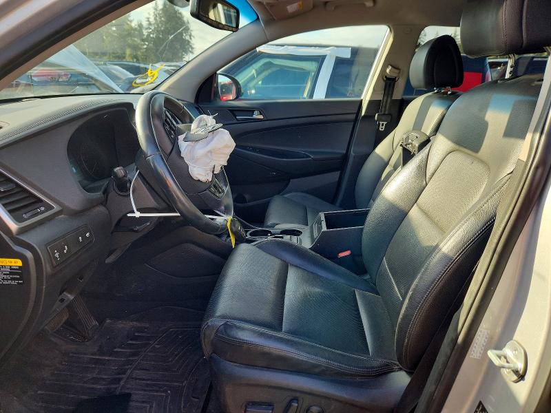 Photo 7 from auction – 2017 HYUNDAI TUCSON with VIN KM8J3CA29HU400409