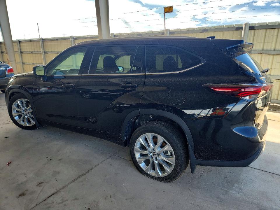 Foto 2 de la subasta – 2025 TOYOTA HIGHLANDER con VIN 5TDKDRBH3SS577240