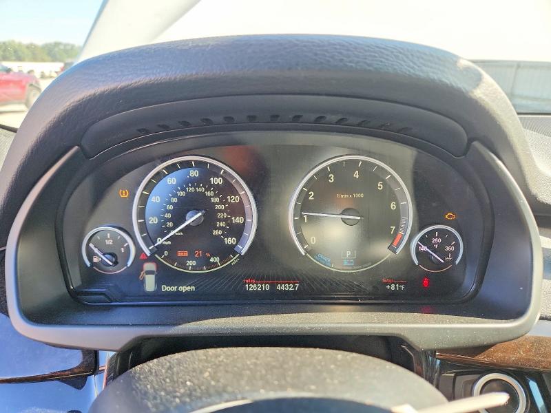 Photo 9 from auction – 2018 BMW X5 with VIN 5UXKT0C55J0W01993