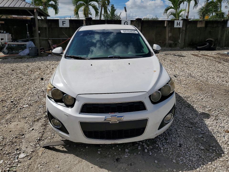 Photo 5 from auction – 2015 CHEVROLET SONIC with VIN 1G1JC5SH6F4180171