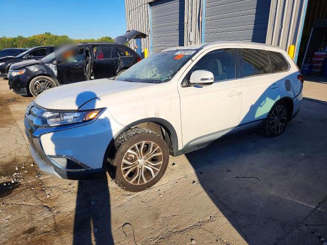 MITSUBISHI OUTLANDER 2018 with VIN JA4AD3A33JZ035433 - Photo from auction