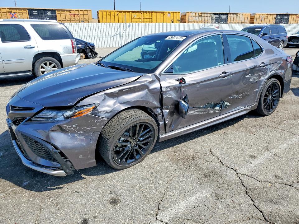 TOYOTA CAMRY 2024 with VIN 4T1K31AK2RU622736 - Photo from auction