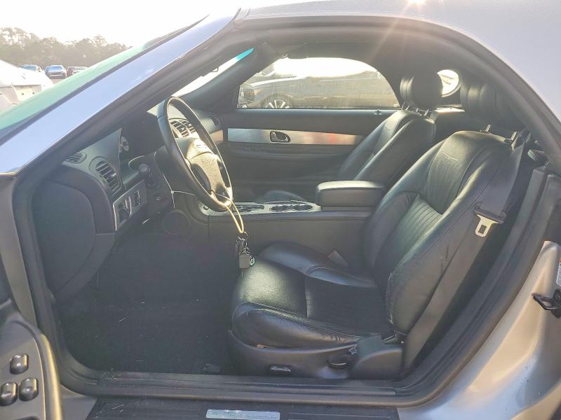 Foto 7 de la subasta – 2004 FORD THUNDERBIRD con VIN 1FAHP60A14Y104066
