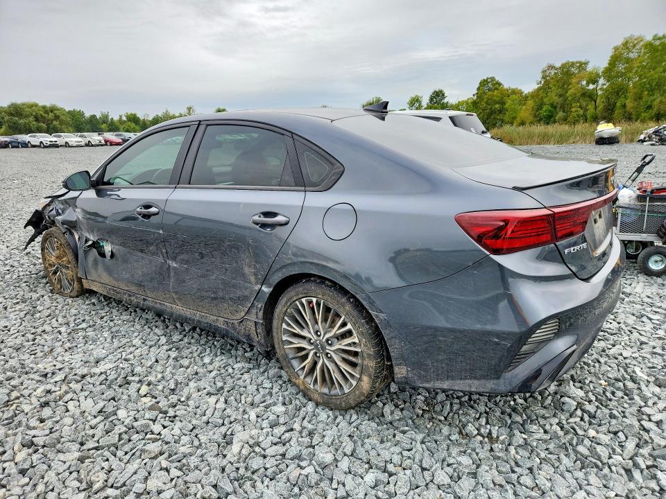 Снимка 2 от търг – 2022 KIA FORTE с VIN 3KPF54AD4NE468882