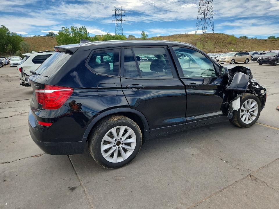 Zdjęcie 3 z aukcji – 2017 BMW X3 z VIN 5UXWX9C30H0W73980