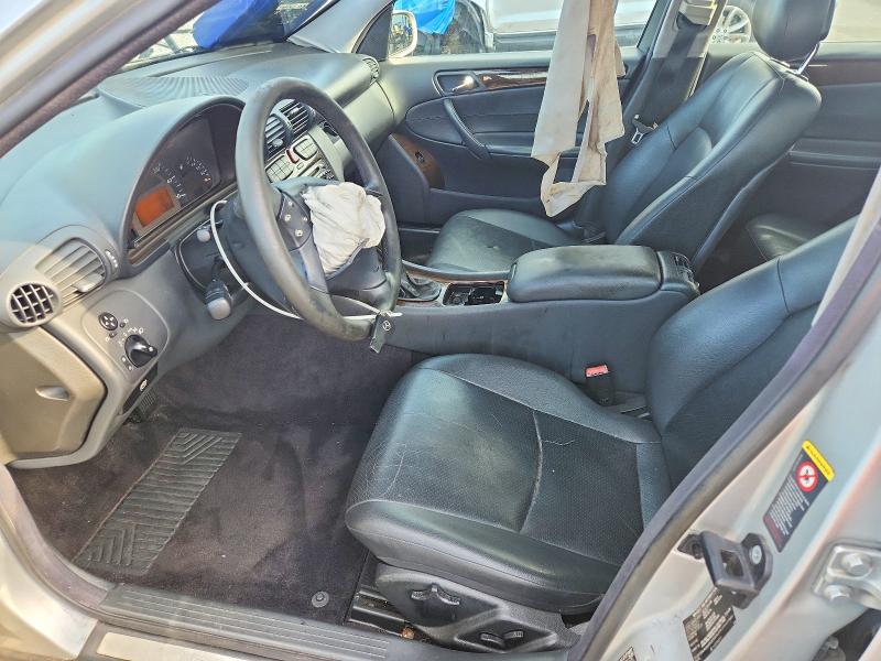 Photo 7 from auction – 2001 MERCEDES-BENZ C with VIN WDBRF61J71F134937