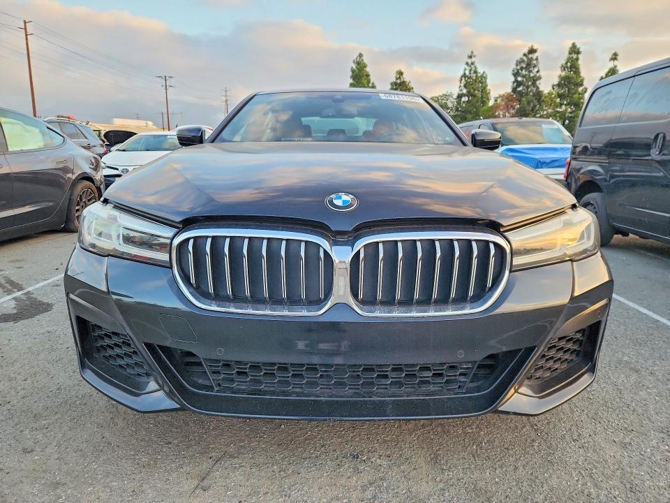 Снимка 5 от търг – 2021 BMW 540 с VIN WBA53BJ03MCF39532