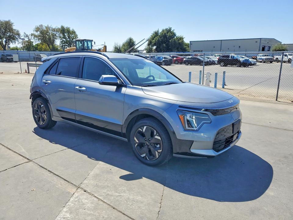 Photo 4 from auction – 2024 KIA NIRO with VIN KNDCR3L18R5113445