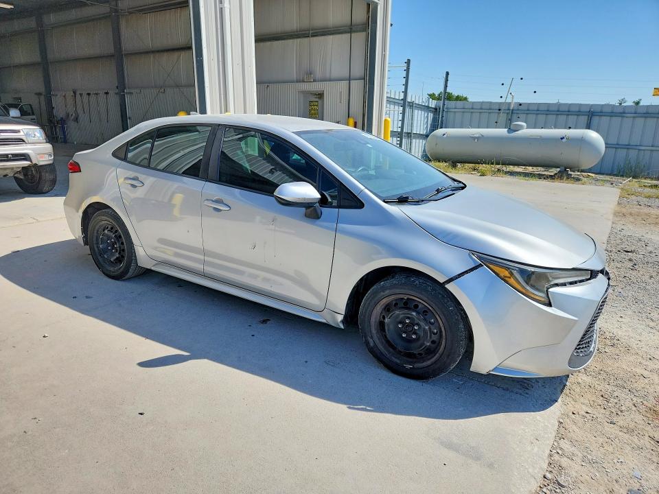 Photo 4 from auction – 2022 TOYOTA COROLLA with VIN 5YFEPMAE7NP273419