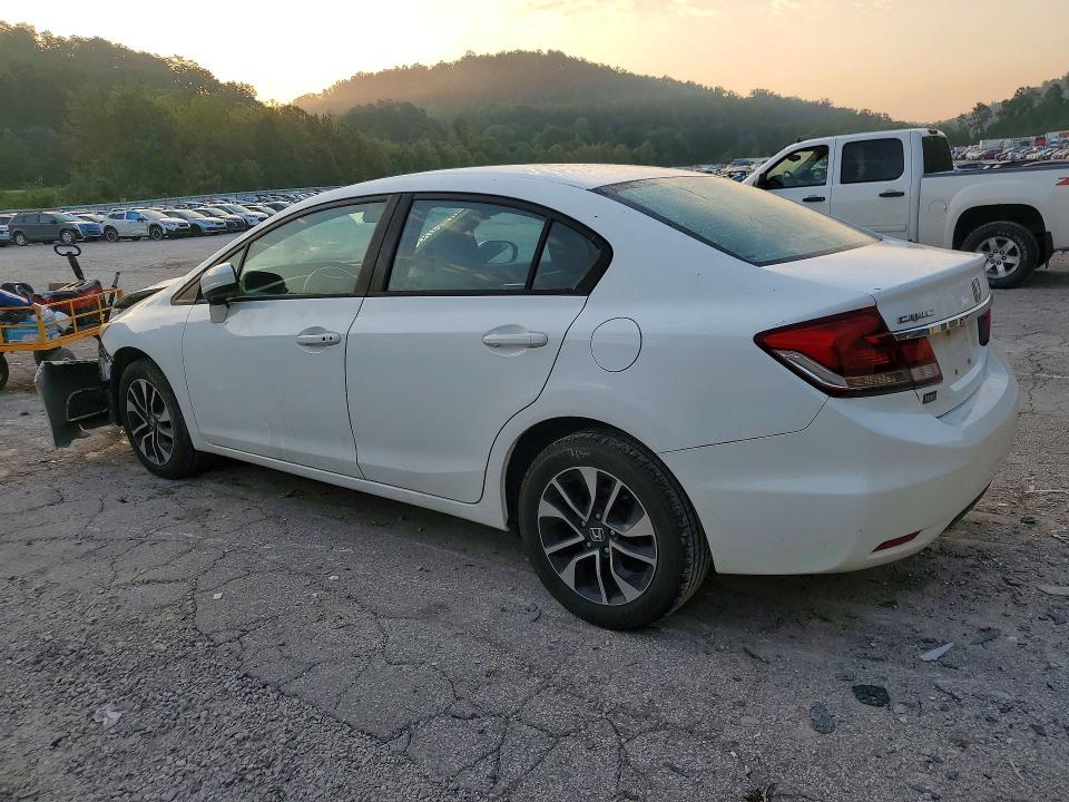 Снимка 2 от търг – 2015 HONDA CIVIC с VIN 19XFB2F83FE103488