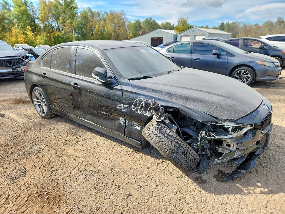 Photo 4 from auction – 2018 BMW 330 with VIN WBA8D9G58JNU69335