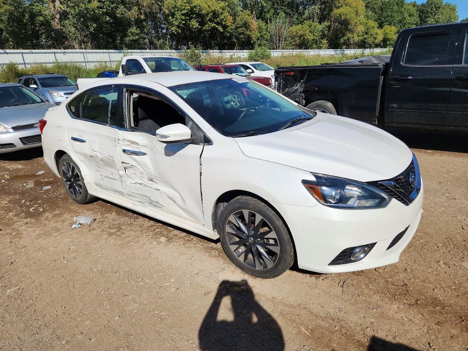 Photo 4 from auction – 2017 NISSAN SENTRA with VIN 3N1AB7AP8HY378736