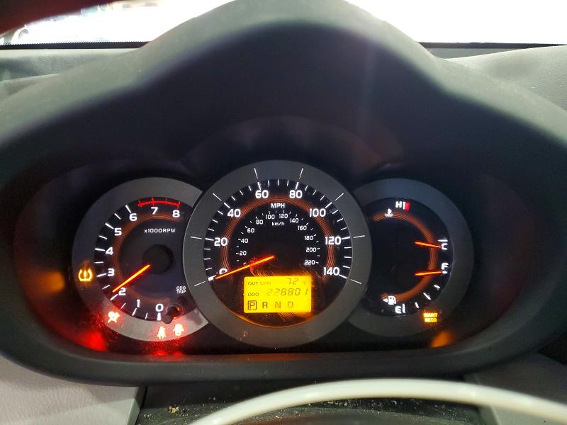 Photo 9 from auction – 2006 TOYOTA RAV4 with VIN JTMZD33VX66010609