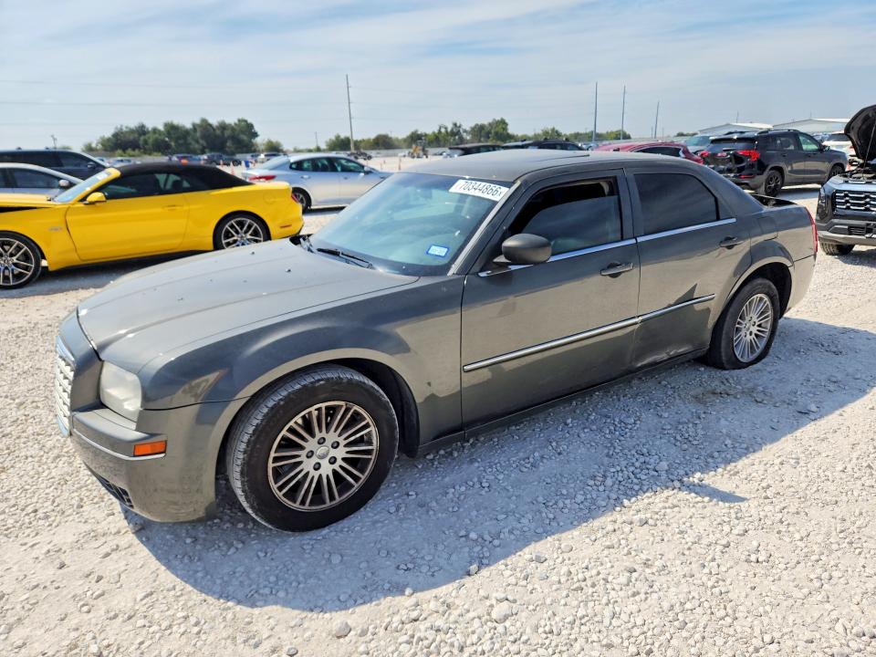 CHRYSLER 300 2008 مع رقم تعريف المركبة 2C3KA53G38H206386 - صورة من المزاد