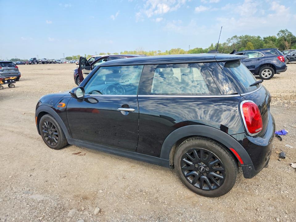 Photo 2 from auction – 2017 MINI COOPER with VIN WMWXP5C55H2D16492