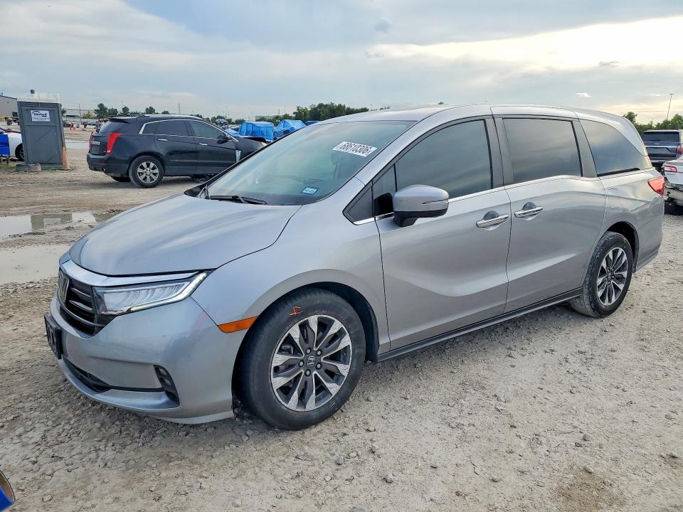 Photo 1 from auction – 2023 HONDA ODYSSEY with VIN 5FNRL6H60PB033019