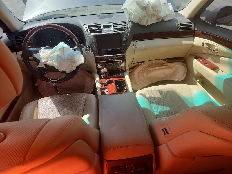 Photo 8 from auction – 2012 LEXUS LS with VIN JTHCL5EF0C5013383