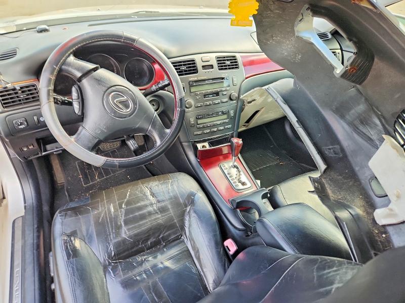 Photo 8 from auction – 2004 LEXUS ES with VIN JTHBA30G440016467