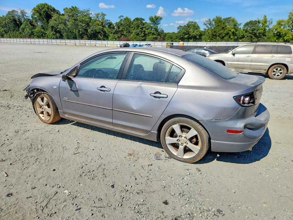 Photo 2 from auction – 2004 MAZDA 3 with VIN JM1BK123741215651