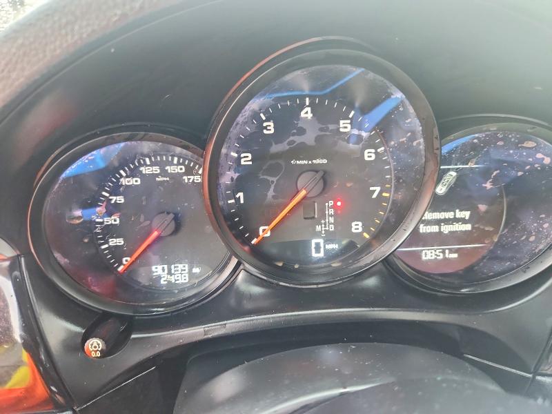 Photo 9 from auction – 2018 PORSCHE MACAN with VIN WP1AA2A54JLB07705