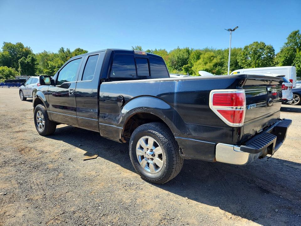 صورة رقم 2 من المزاد - 2011 FORD F150 مع VIN 1FTFX1EFXBFA83980