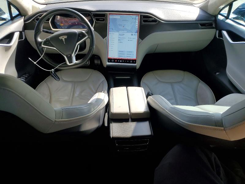 Photo 8 from auction – 2013 TESLA MODEL S with VIN 5YJSA1CP7DFP07205