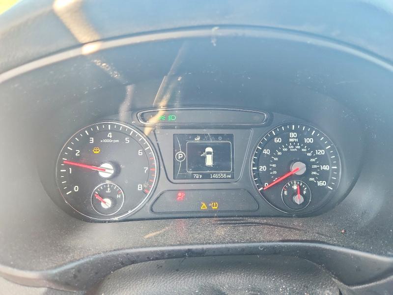 Photo 9 from auction – 2017 KIA SORENTO with VIN 5XYPGDA5XHG313686