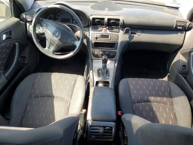 Photo 8 from auction – 2002 MERCEDES-BENZ C with VIN WDBRN47J72A199381