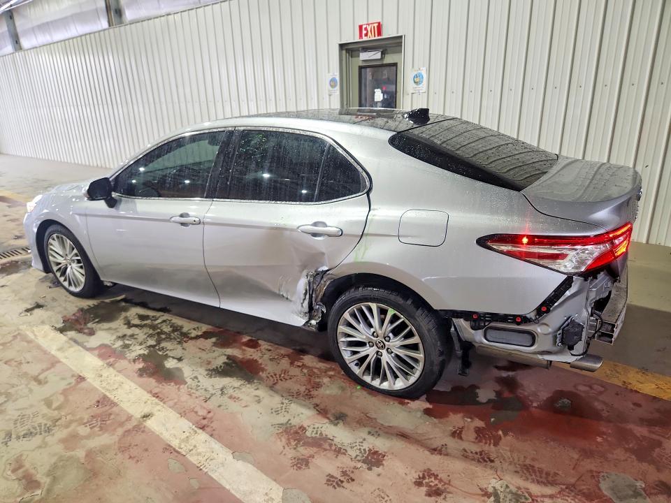 Photo 2 from auction – 2020 TOYOTA CAMRY with VIN 4T1FZ1AK6LU042669