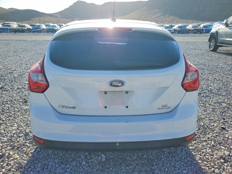 Снимка 6 от търг – 2013 FORD FOCUS с VIN 1FADP3K26DL363135