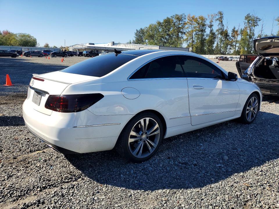Photo 3 from auction – 2014 MERCEDES-BENZ E with VIN WDDKJ5KB2EF266020