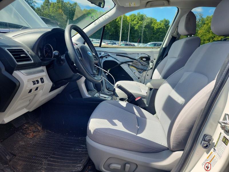 Снимка 7 от търг – 2016 SUBARU FORESTER с VIN JF2SJADC8GH564699