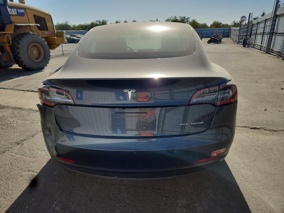 Снимка 6 от търг – 2018 TESLA MODEL 3 с VIN 5YJ3E1EB2JF089927