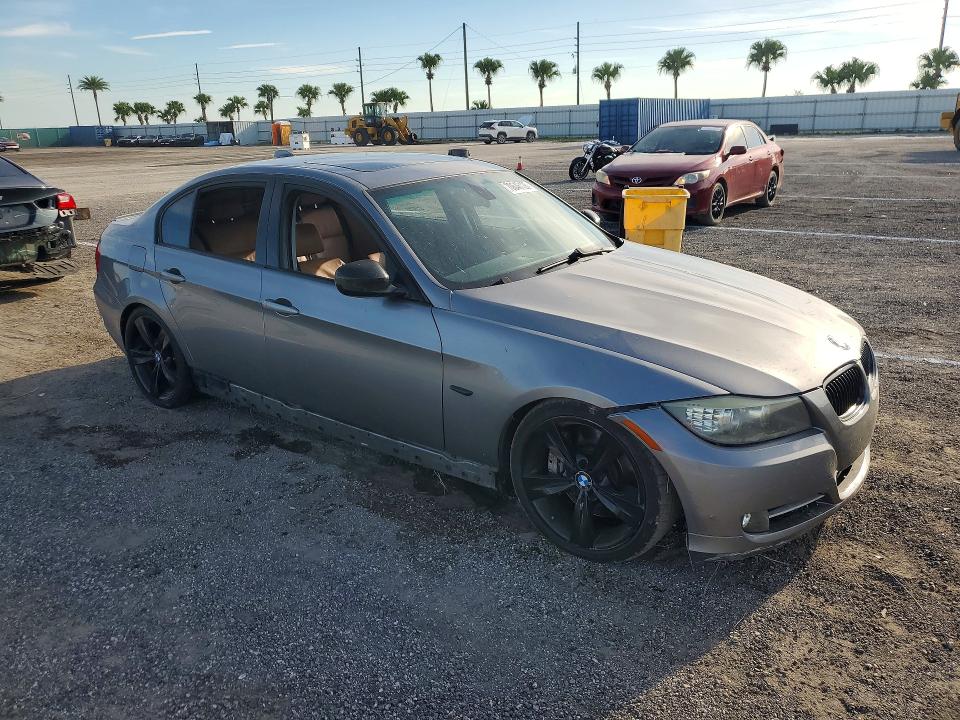 Снимка 4 от търг – 2009 BMW 335 с VIN WBAPM73569E190970