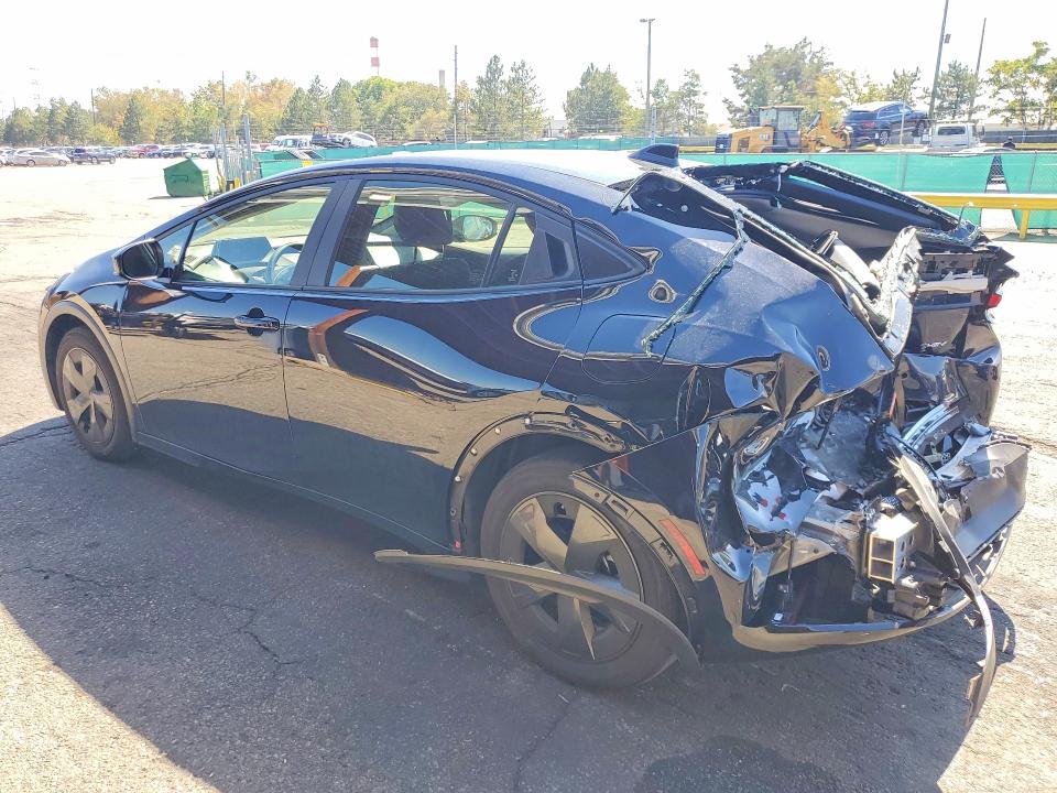 Фото 2 с аукциона – 2026 TOYOTA PRIUS с VIN JTDACAAUXT3065136