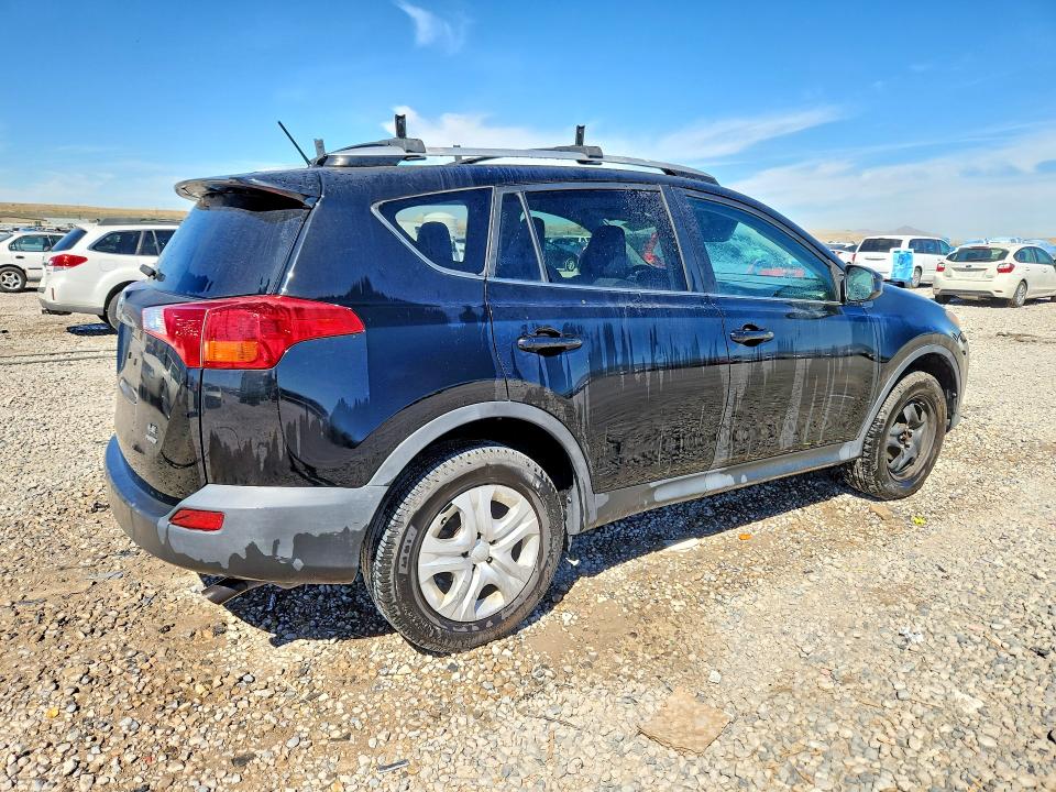 Photo 3 from auction – 2015 TOYOTA RAV4 with VIN 2T3BFREV6FW371068