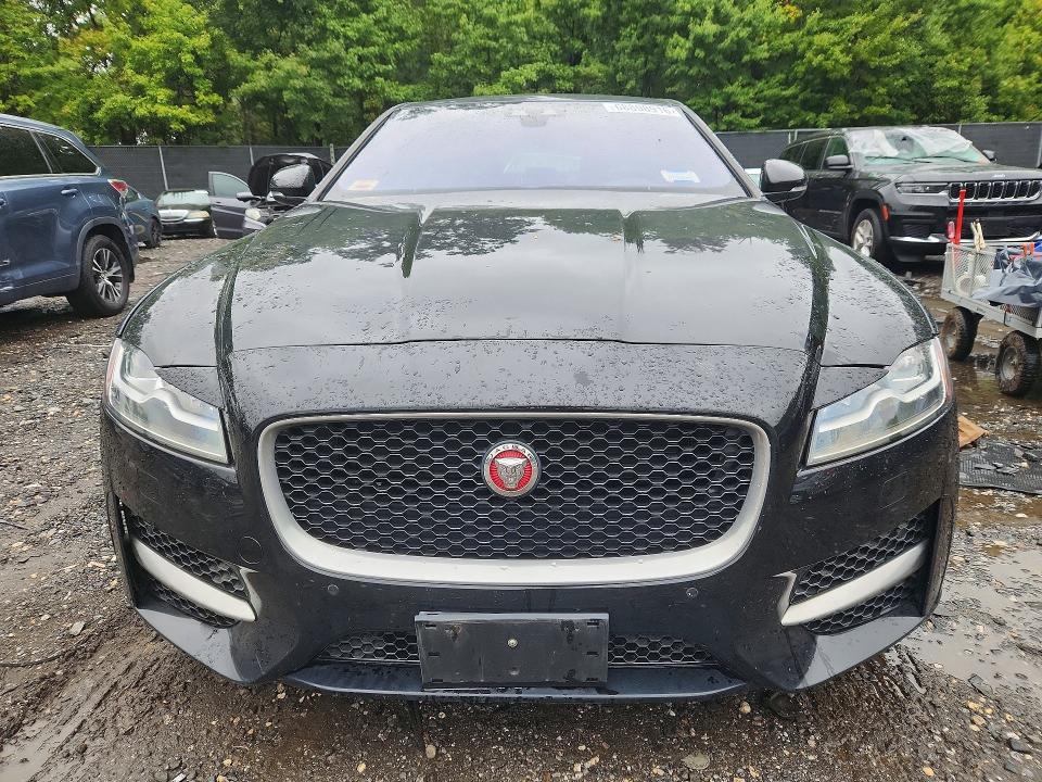 Photo 5 from auction – 2017 JAGUAR XF with VIN SAJBL4BV9HCY35106