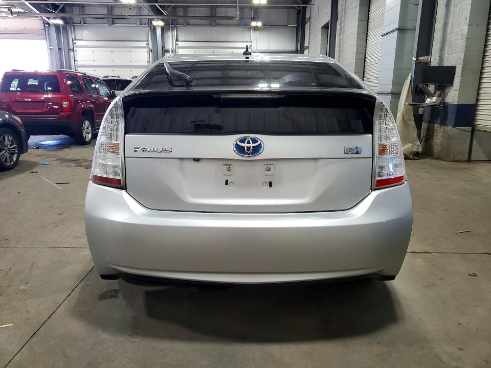 Photo 6 from auction – 2010 TOYOTA PRIUS with VIN JTDKN3DU7A0142775