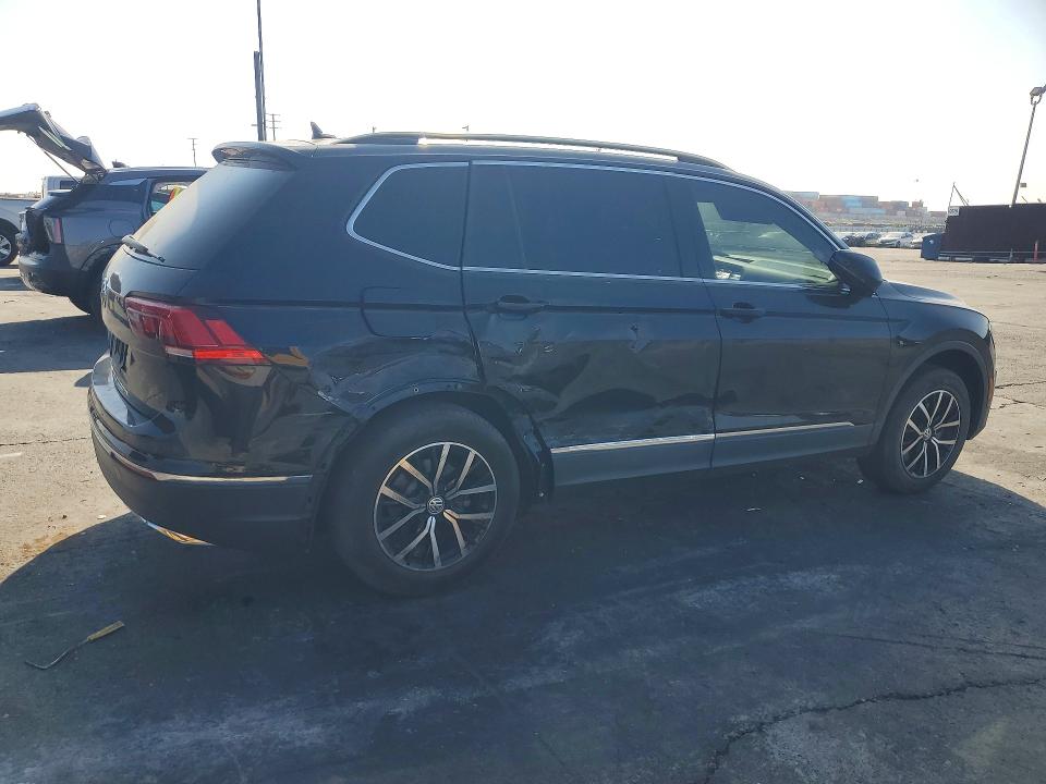 Снимка 3 от търг – 2021 VOLKSWAGEN TIGUAN с VIN 3VV3B7AX9MM027066
